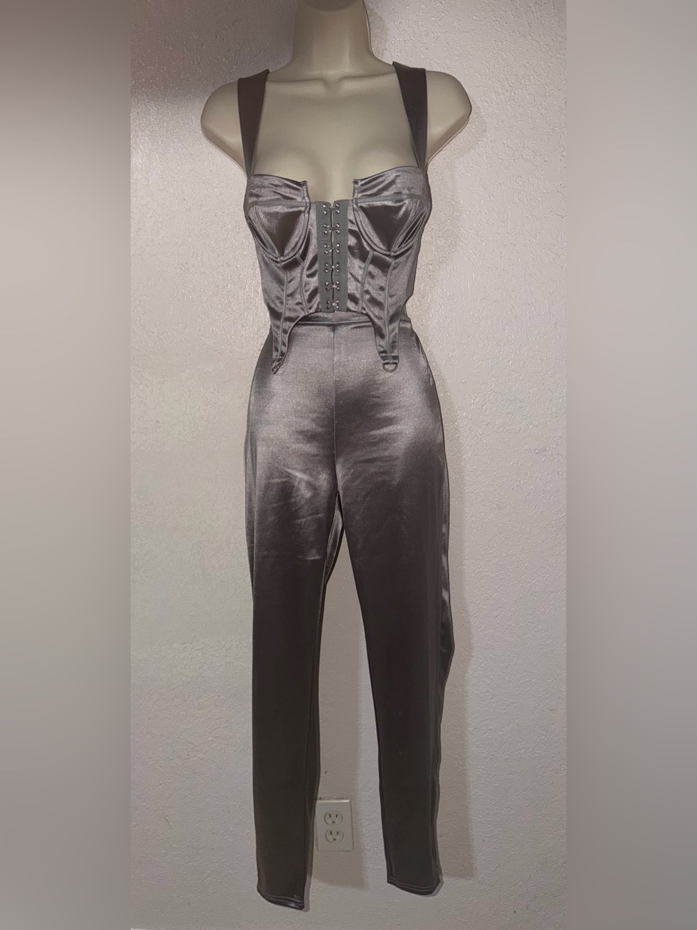 Liquid Platinum 🩶 Two Piece Set